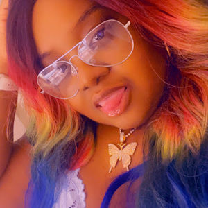 Meet your Posher, Abigail